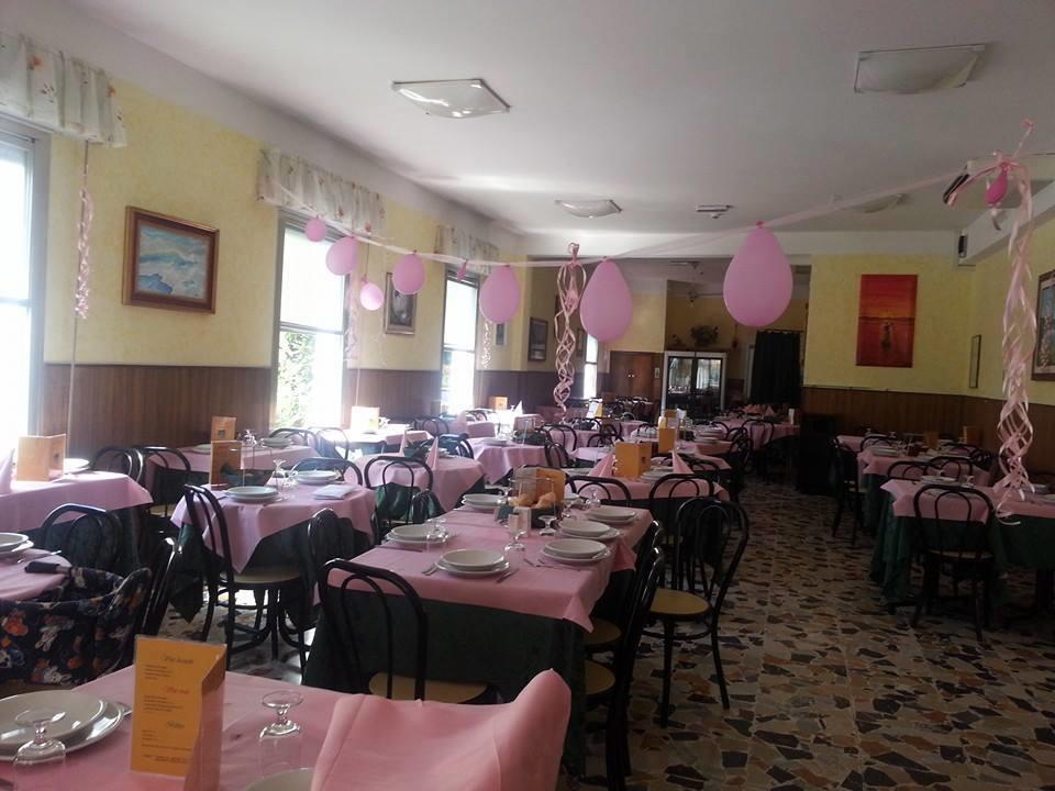 Hotel Moroni Rimini Buitenkant foto