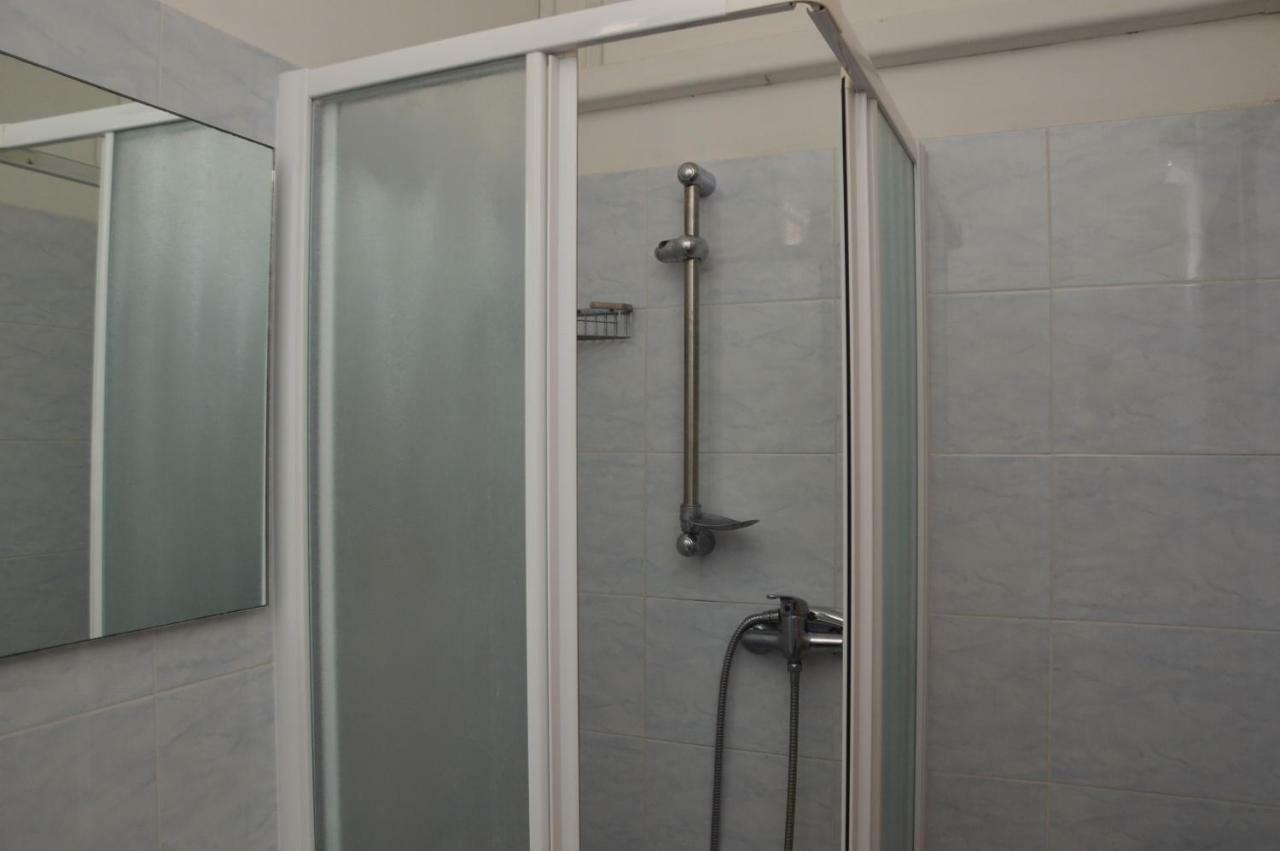 Hotel Moroni Rimini Buitenkant foto